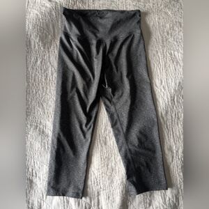 C9 Target Brand active leggings, capri length, size medium